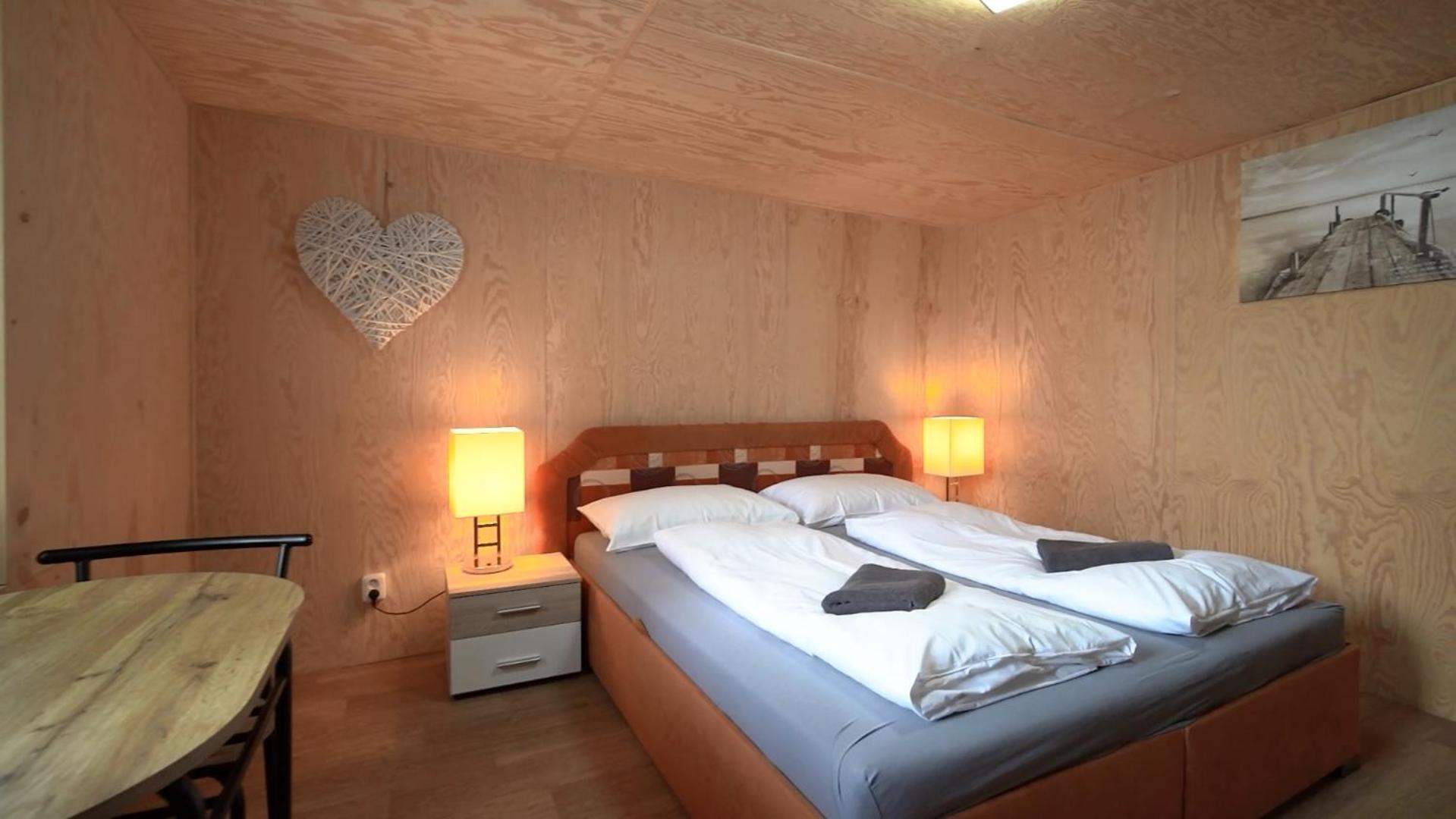 Vagon Lesna Apartman Jiřetín pod Jedlovou Kültér fotó